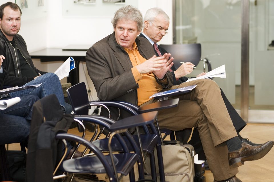 Expertenbeirat: Dr. Robert Korab, Ao.Univ.-Prof. Dr. Josef Spitzer 